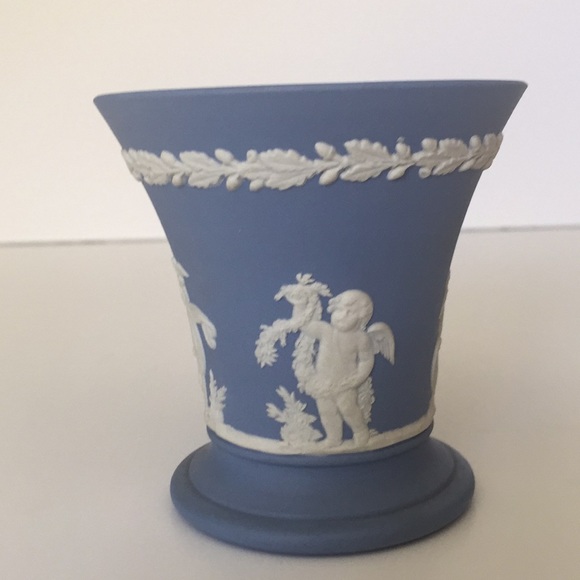 BLUE WEDGWOOD | Flared Vase - Picture 8 of 10